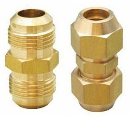 Brass union with nuts
