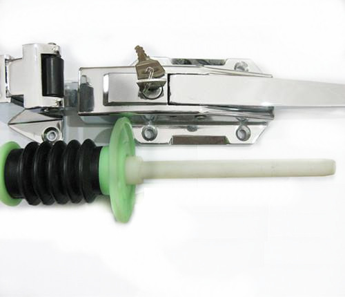 Refrigerator door handle